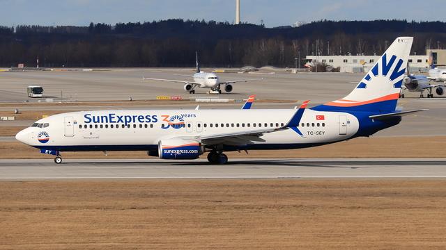TC-SEY:Boeing 737-800:SunExpress